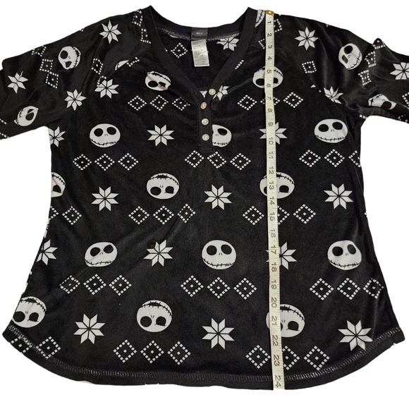 Disney Nightmare Before Christmas Pajama Set - Picture 9 of 14